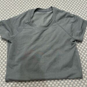 Lululemon gray swiftly tech shirt
